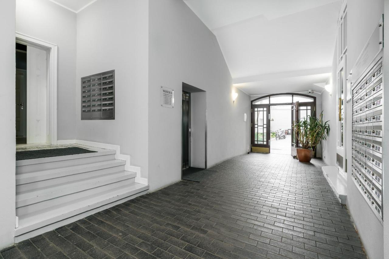 Apartments City Center Saint Wojciech By Renters Poznań Esterno foto