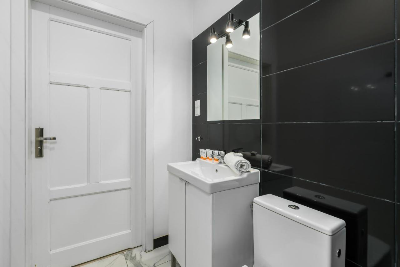 Apartments City Center Saint Wojciech By Renters Poznań Esterno foto