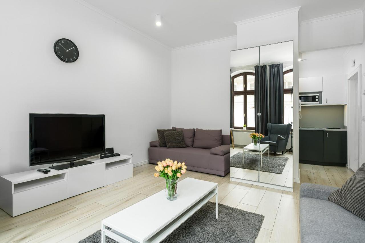 Apartments City Center Saint Wojciech By Renters Poznań Esterno foto